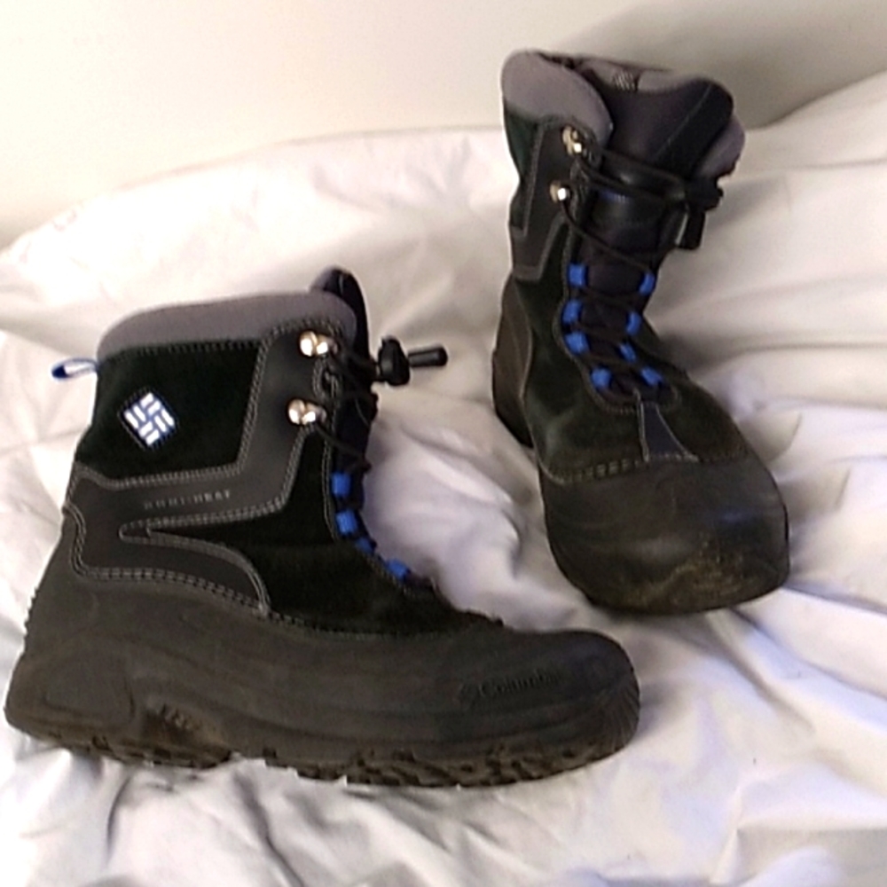 Women's Columbia 🥾🎈HOST PICK!!!!🎈🥾 omni-heat black boots size 6